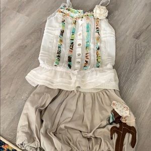 Hannah banana outfit